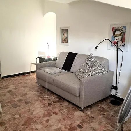 Charming In With Sea View - 55 Sqm Apartament