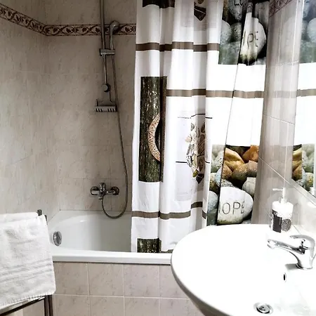 Charming In With Sea View - 55 Sqm アパート サンレモ
